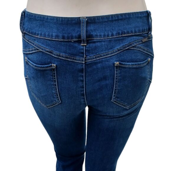 698720....Soho Skinny Jeans Size 12, W32" 31"Inseam 9"Rise - Picture 4 of 6